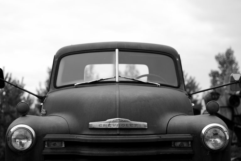 Street photo in Lorette, Canada by Mike Carter