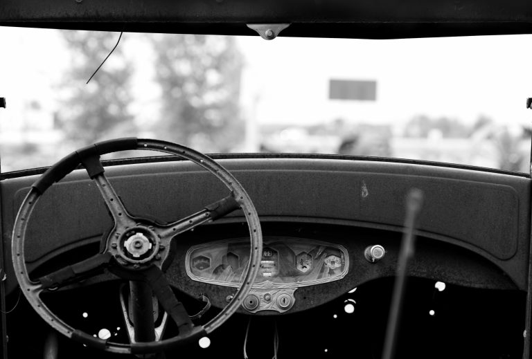 Street photo in Lorette, Canada by Mike Carter