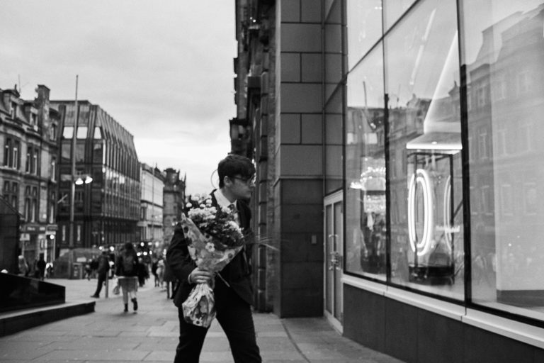 Street photo in Glasgow, United Kingdom by Nikhil Seenivas T K