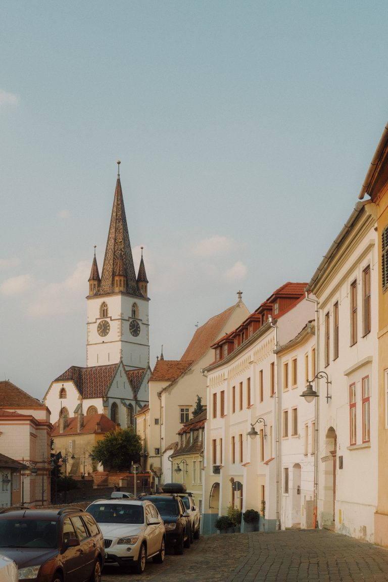 Street photo in Sibiu, Romania by Andrei Jurubita