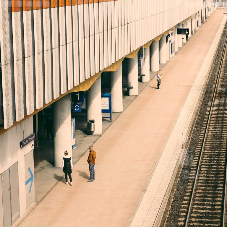 Street photo in Vantaa, Finland by doc sri
