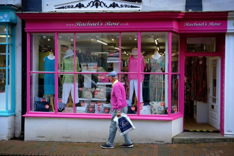 Street photo in Sidmouth, United Kingdom by Ian Ford