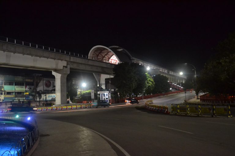 Street photo in Palembang, Indonesia by M.khansa Satwikoaji