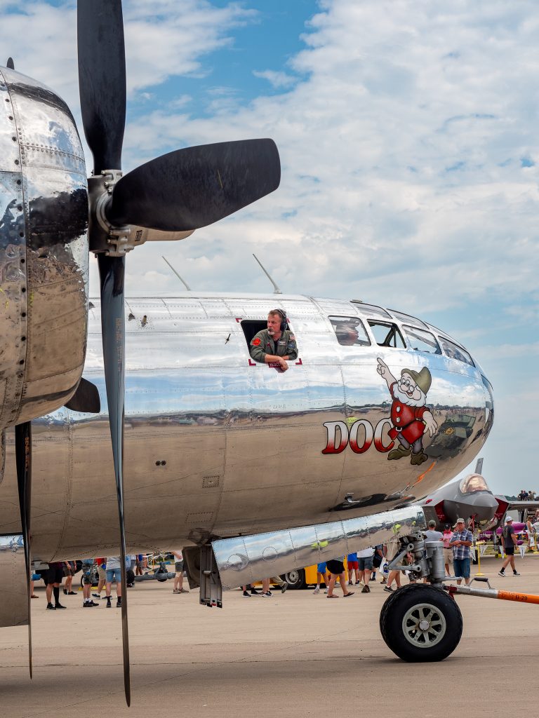 Street photo in Oshkosh, United States by Bert Tevel