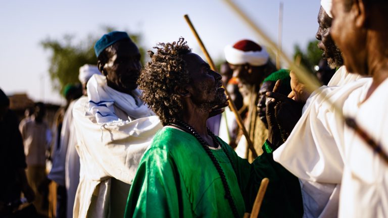 Street photo in Omdurman, Sudan by Osama Daffalla