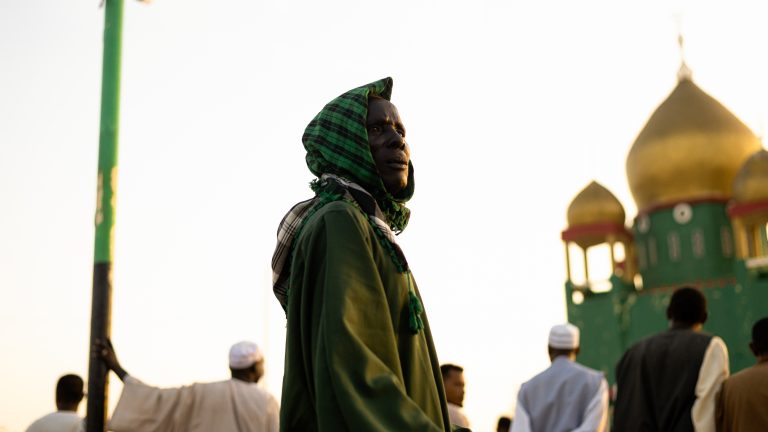 Street photo in Omdurman, Sudan by Osama Daffalla