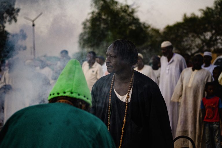 Street photo in Omdurman, Sudan by Osama Daffalla
