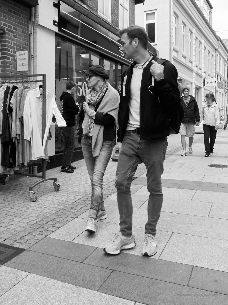 Street photo in Holstebro, Denmark by Johannes Koppetsch