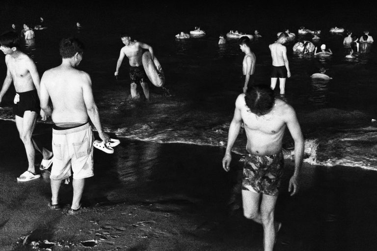 Street photo in Huizhou, China by Alex Lee