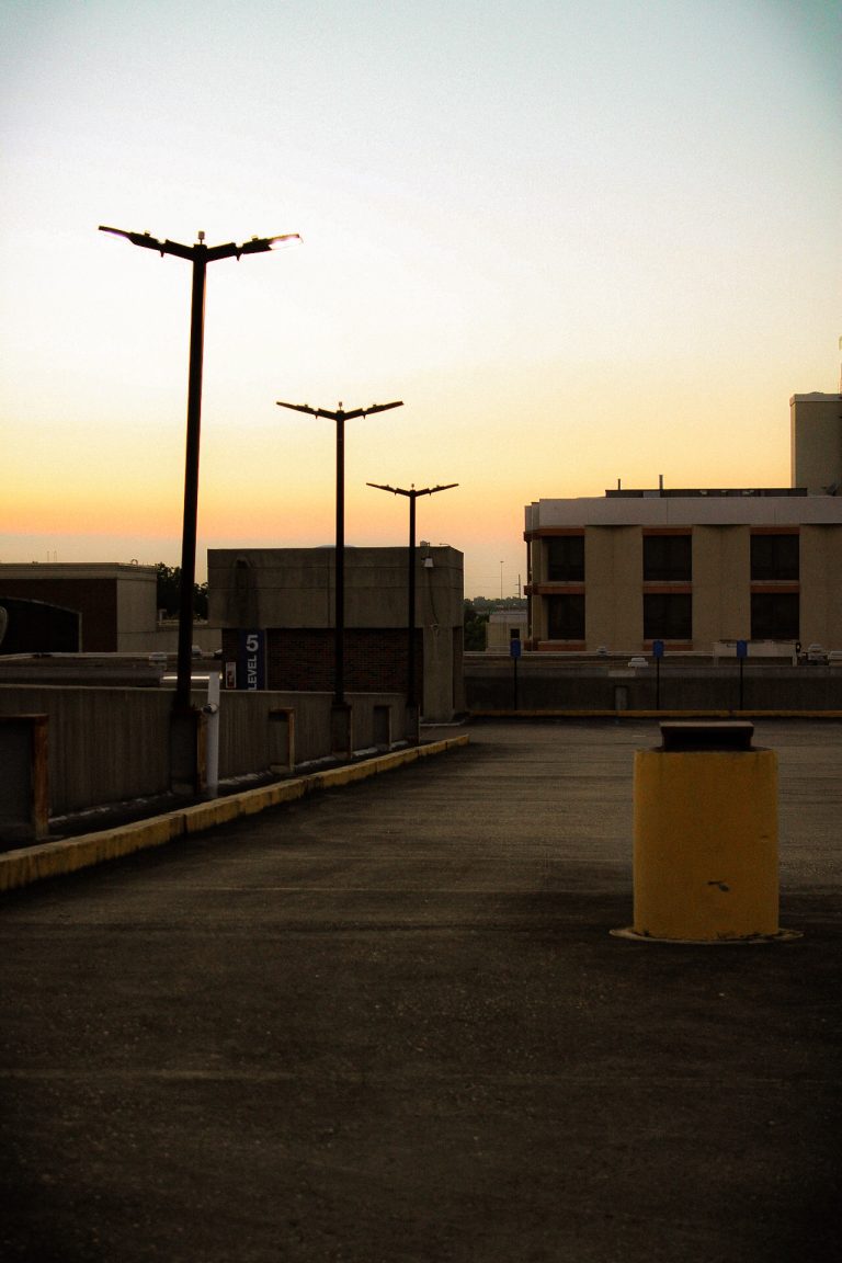 Street photo in Alexandria, United States by Jaeden Williams