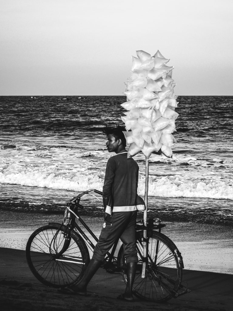 Street photo in Puducherry, India by Rushav Mohanty
