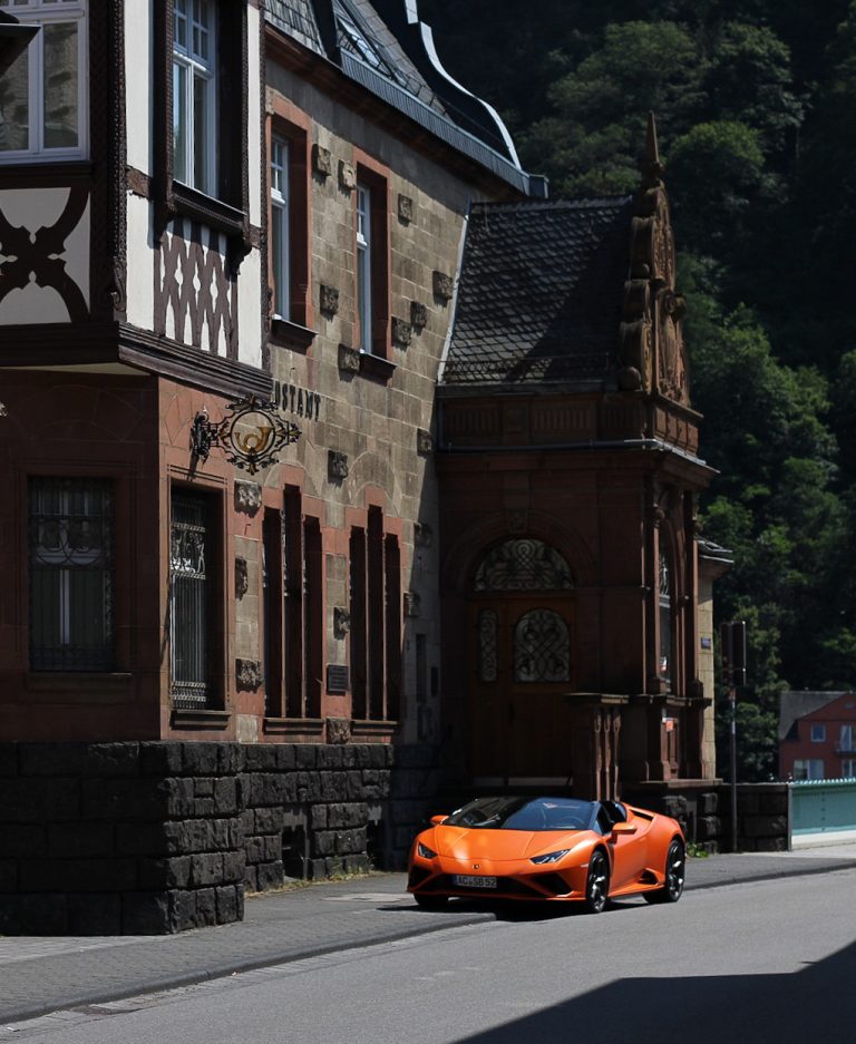 Street photo in Traben-Trarbach, Germany by Angela Ivanovic
