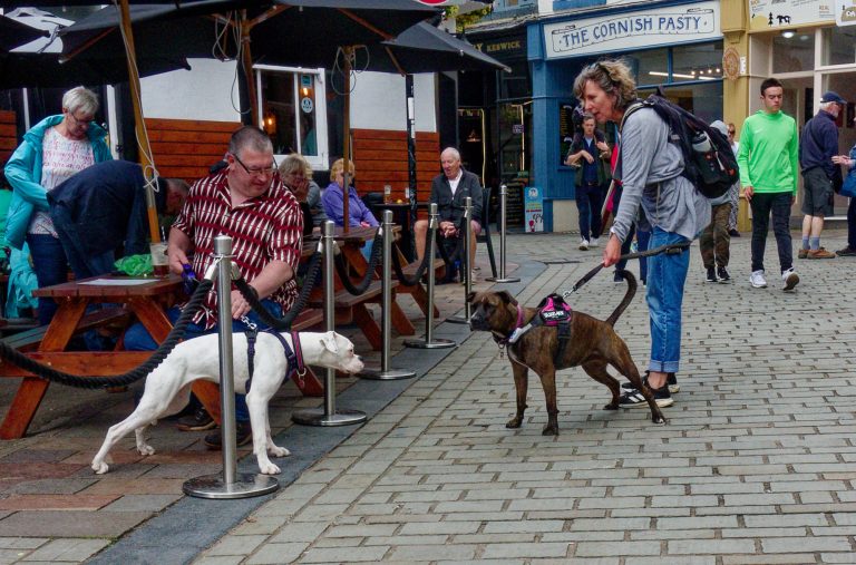 Street photo in Keswick, United Kingdom by Robert Gates
