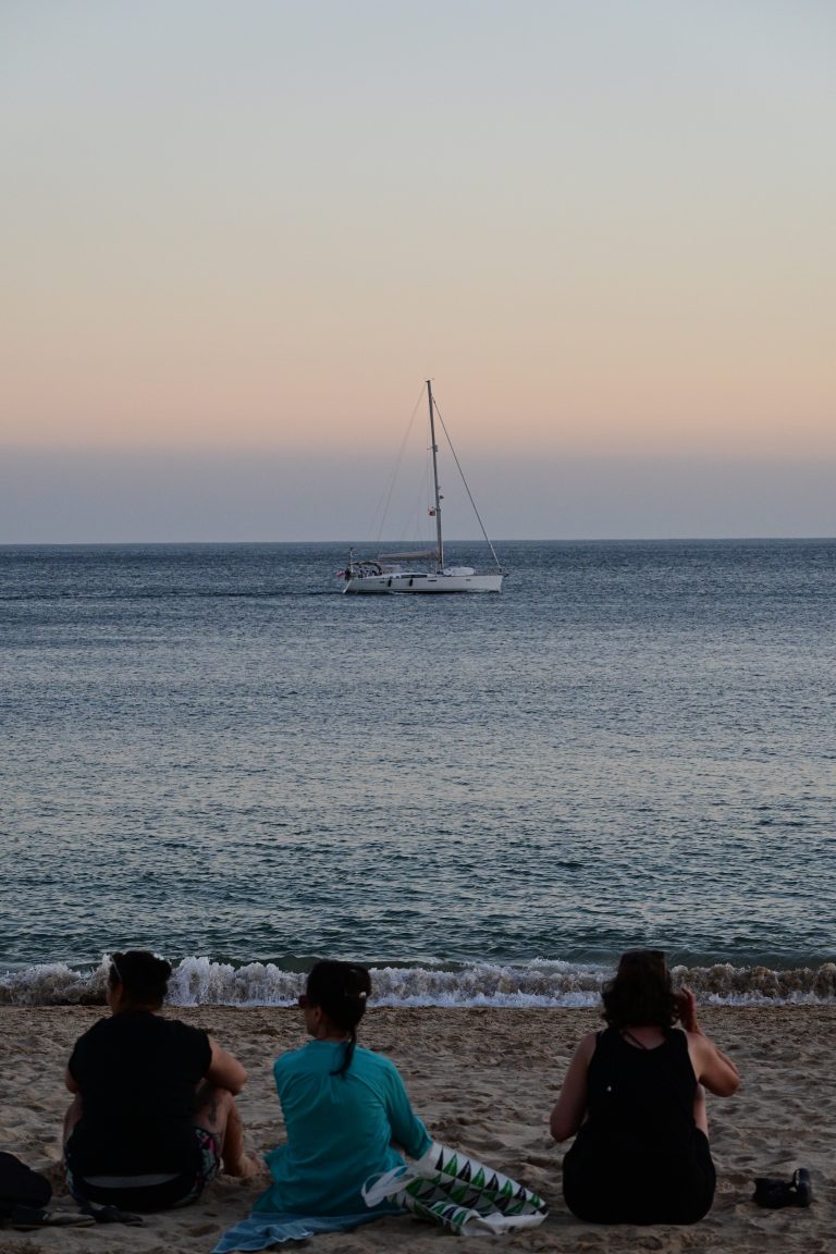 Photo by Américo Sequeira