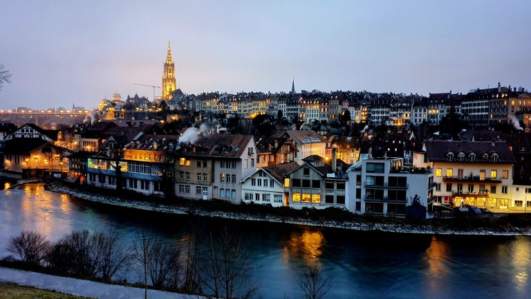 Street photo in Bern, Switzerland by Matthias Hofer