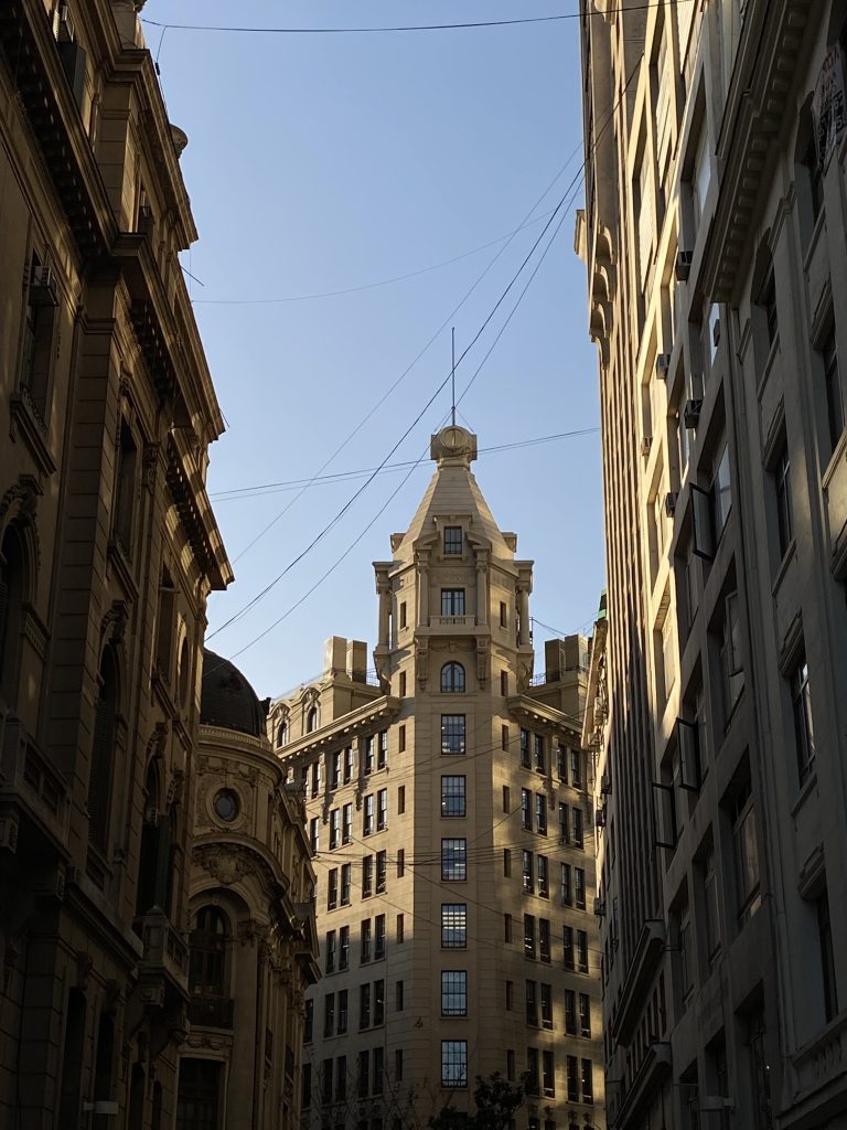 Street photo in Santiago, Chile by Marcelo Huerta