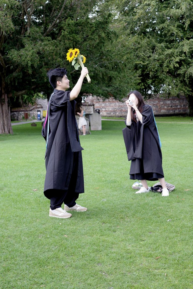 Street photo in Hampshire, United Kingdom by Ian Ford