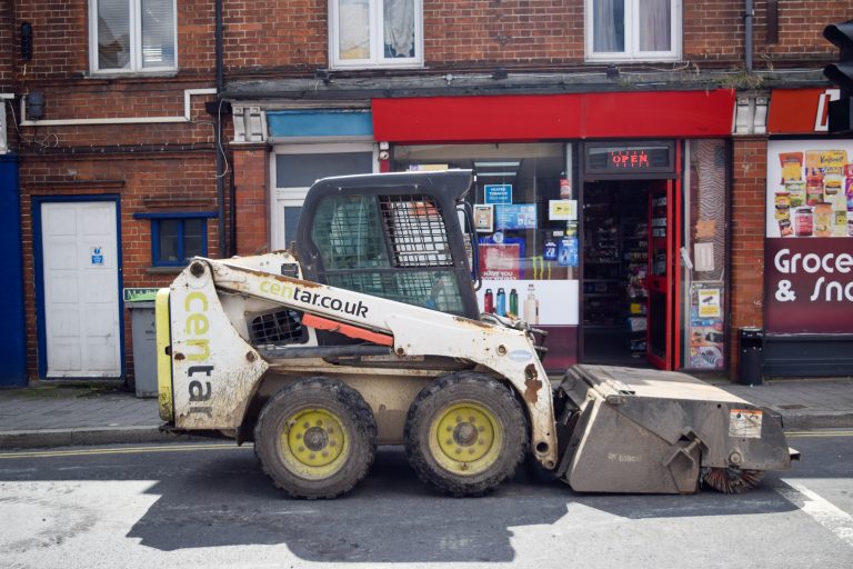 Street photo in Newbury, United Kingdom by dekku bow Photos