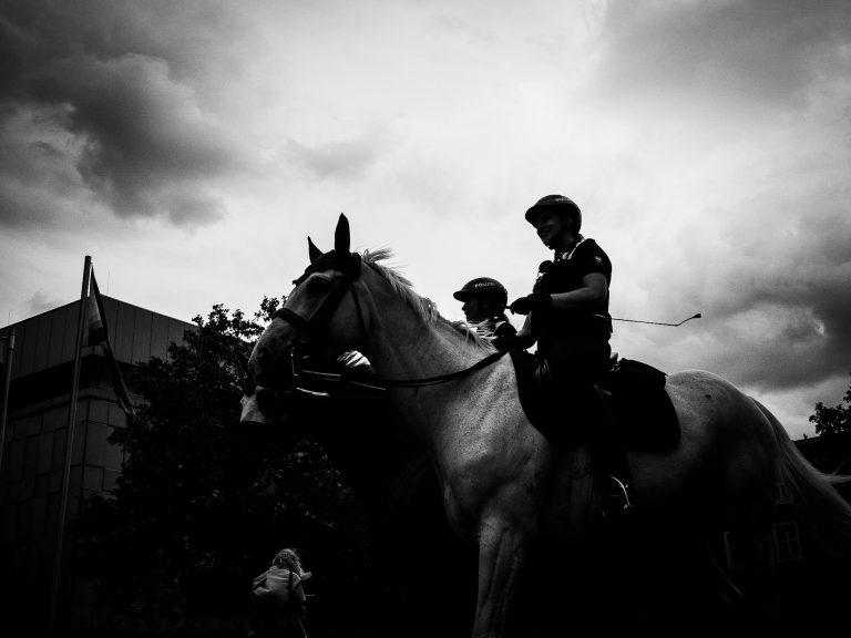 Street photo in Brunswick, Germany by Lars Reineke