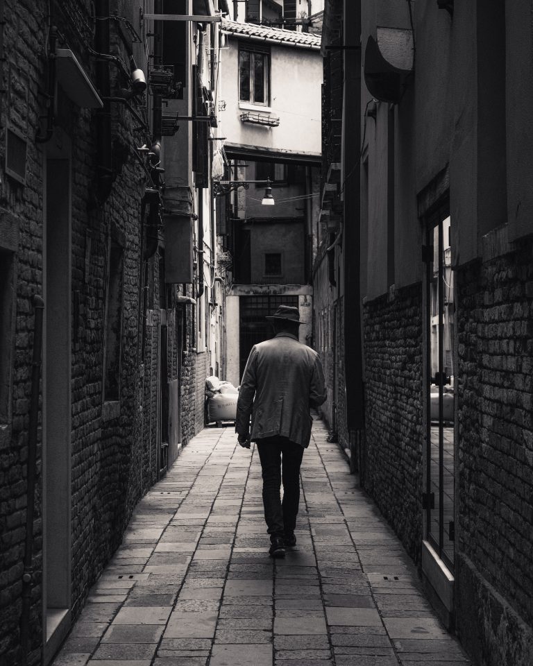 Photo by Alex Petrescu