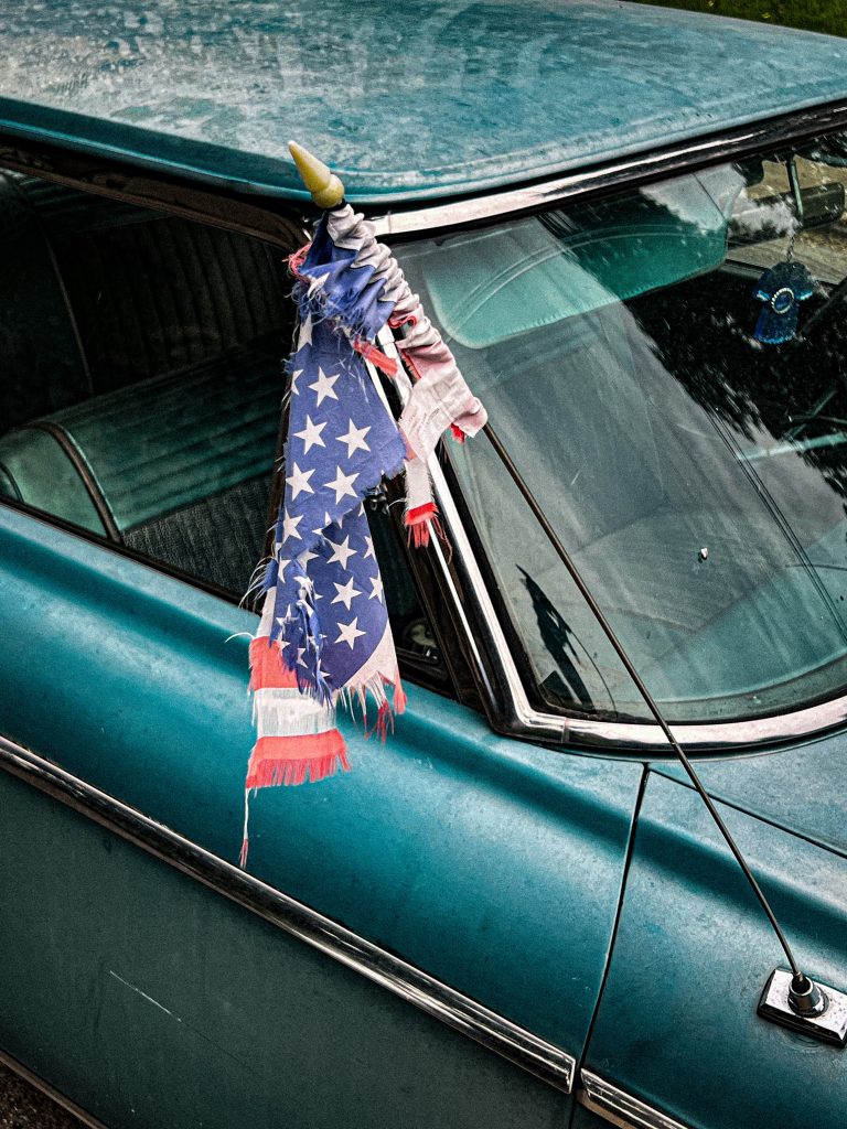Street photo in Kansas City, United States by Robert Reed