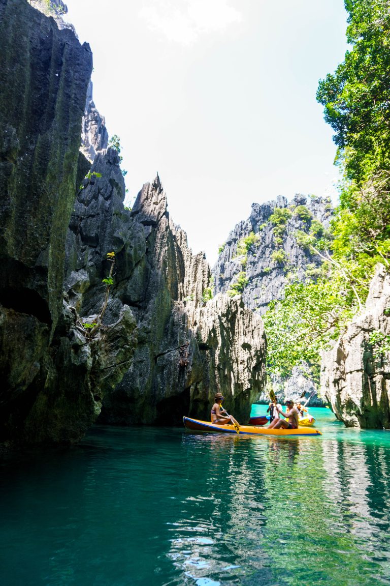 Street photo in El Nido, Philippines by Jeff Syy