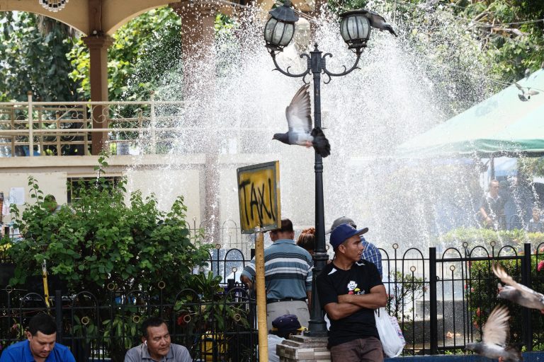 Street photo in El Salvador by Gary Gray