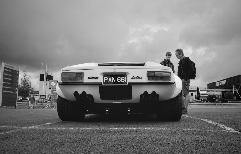 Street photo in Silverstone, United Kingdom by Ian Ford