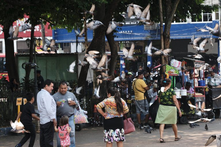 Street photo in El Salvador by Gary Gray