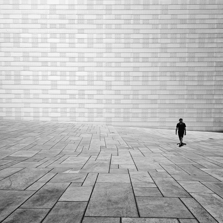 Street photo in Oslo, Norway by Steve Barnett