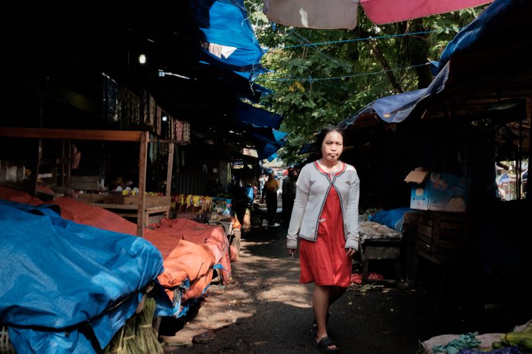 Street photo in Palopo, Indonesia by Ulla Maron