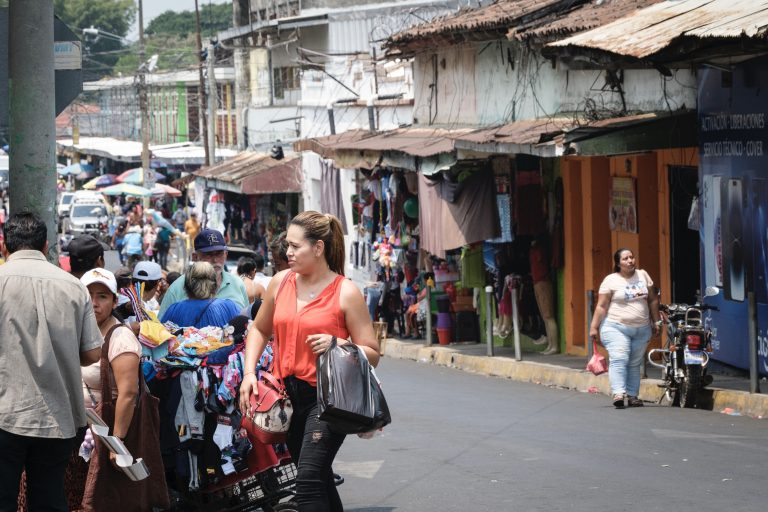 Street photo in El Salvador by Gary Gray
