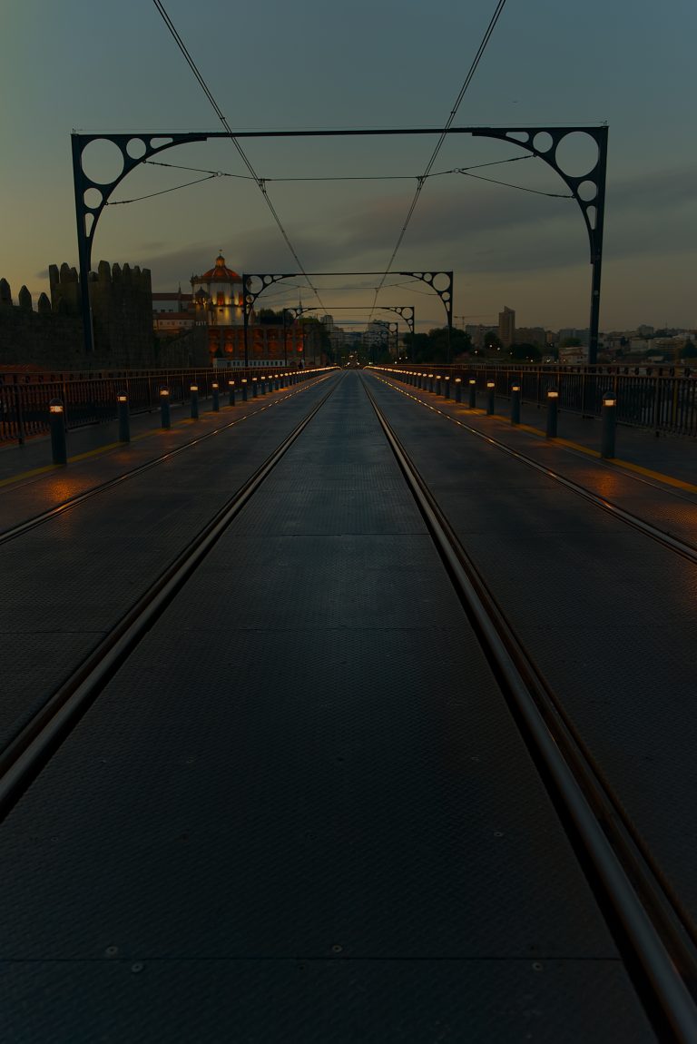 Street photo in Porto, Portugal by Alexandre Pereira