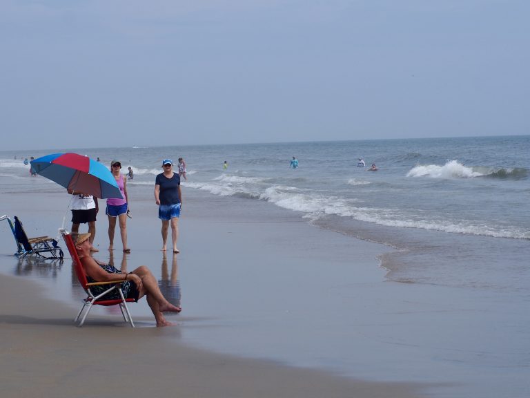 Street photo in Ocean City, United States by Rob Kleiner