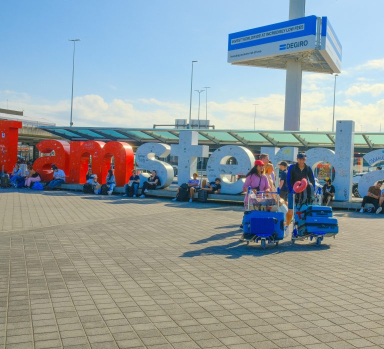 Street photo in CP Schiphol, Netherlands by William Read