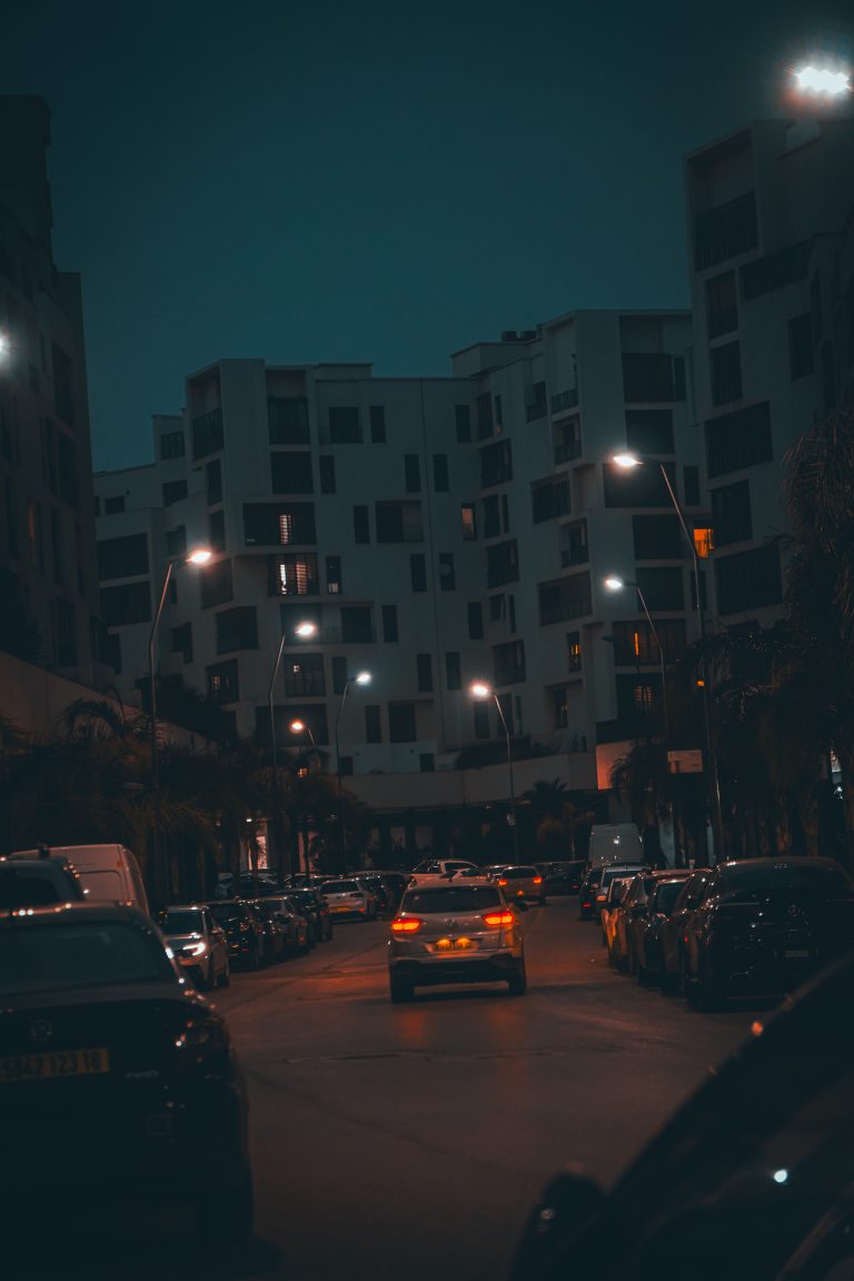Street photo in Résidence Hasnaoui, Algeria by Nasri Islem