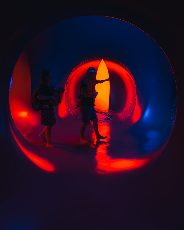 Photo by Alex Petrescu