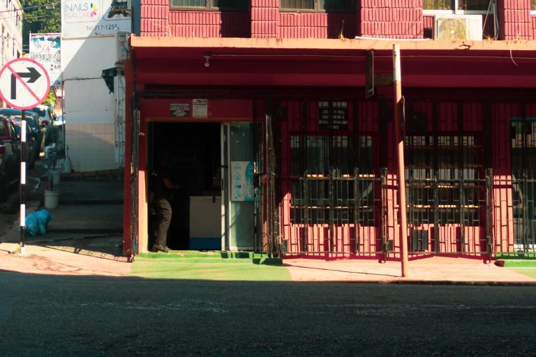 Street photo in Trinidad and Tobago by Ryan Bahadur