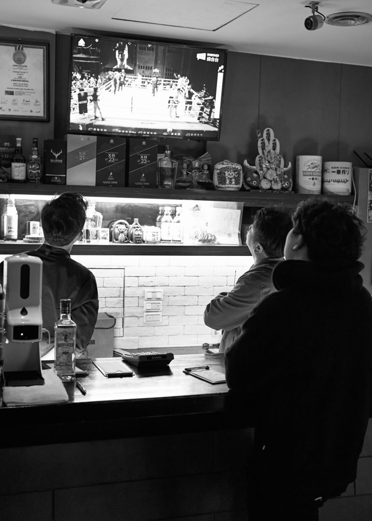 Street photo in Hsinchu, Taiwan by Tiago Martino