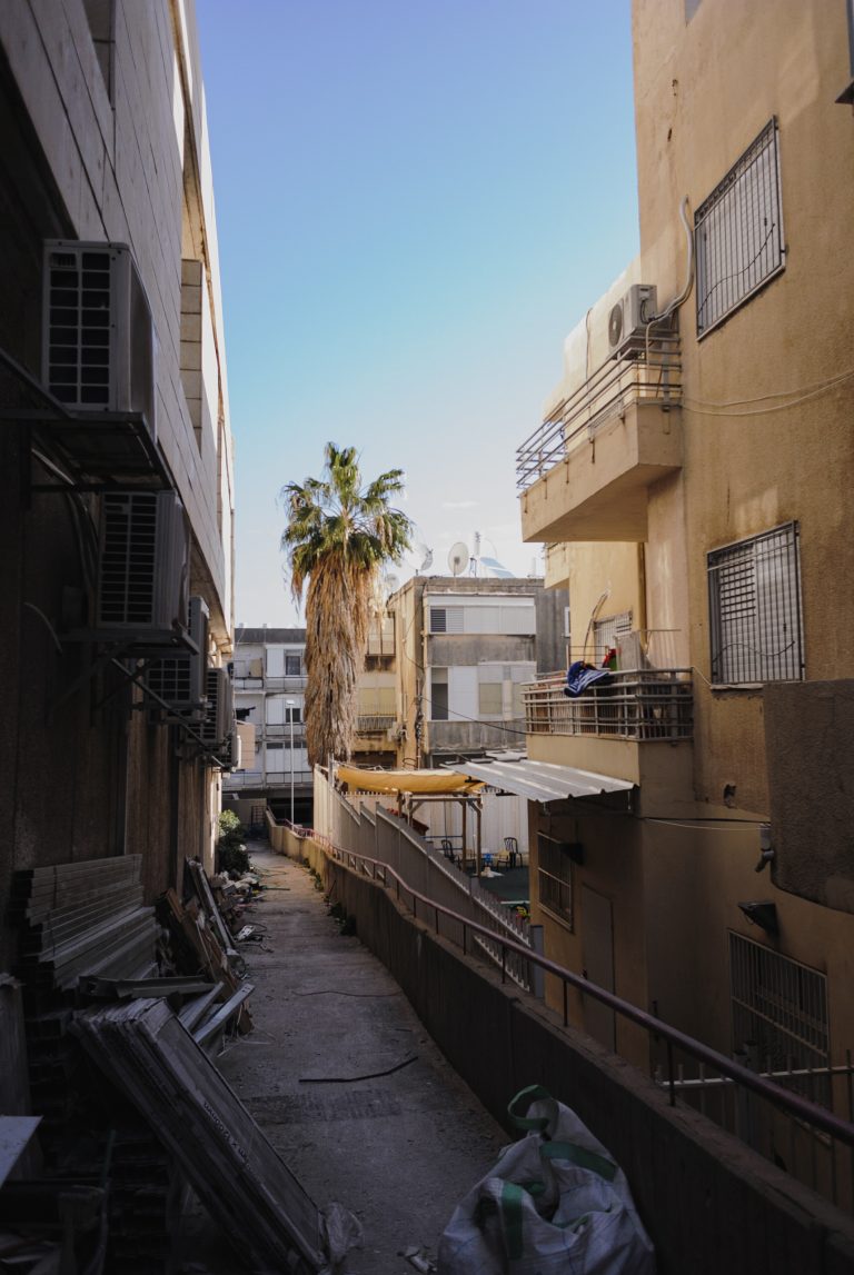 Photo by Alex Martinyuk