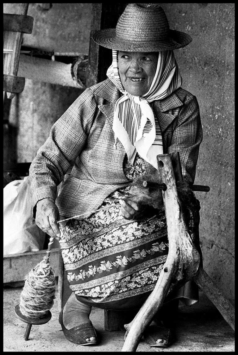 Street photo in Merida, Venezuela by Manuel Ricardo Pérez