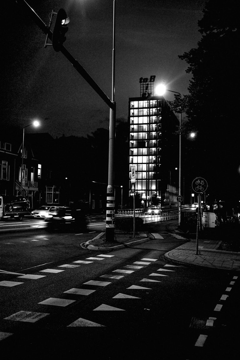 Street photo in Nijmegen, Netherlands by Menko Le