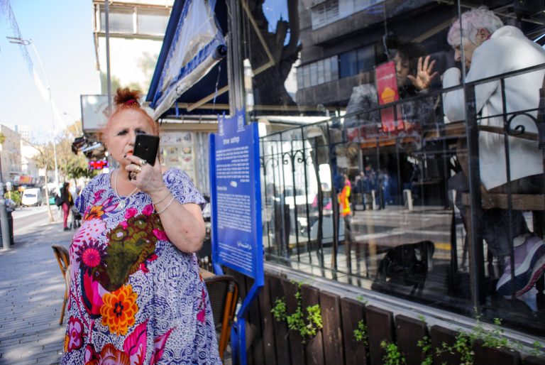 Photo by Alex Martinyuk