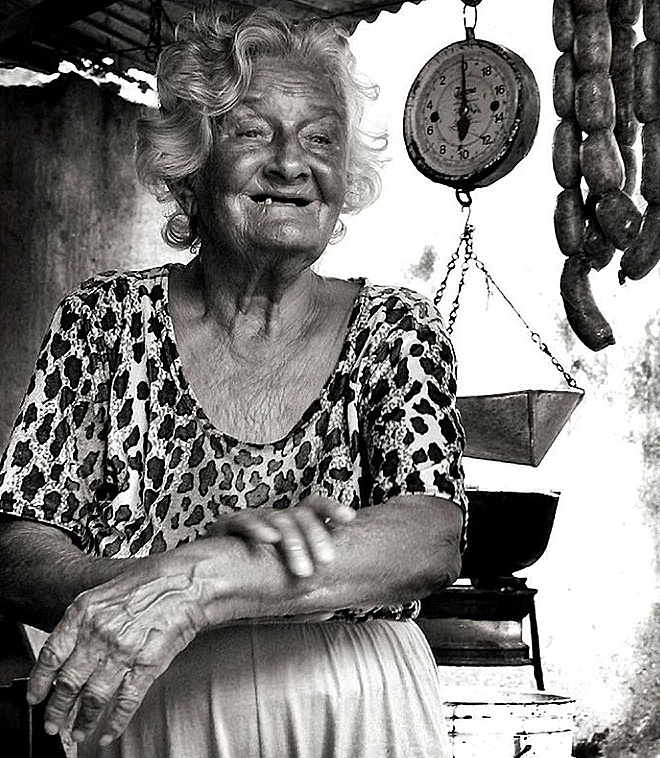 Street photo in Sucre, Venezuela by Manuel Ricardo Pérez