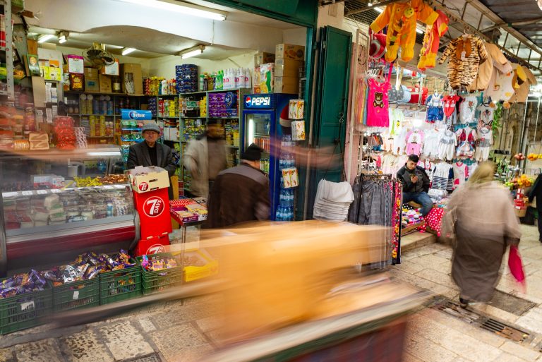 Photo by Alex Martinyuk