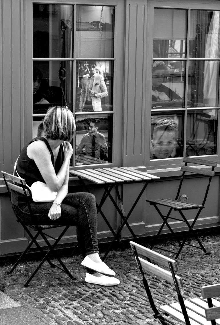Street photo in Farnham, United Kingdom by Ian Ford