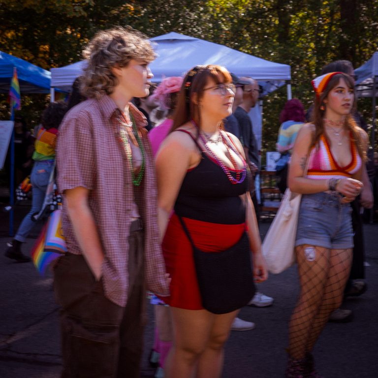 Street photo in Ashland, United States by Gabriel Hildreth