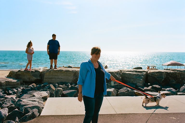Street photo in Port Colborne, Canada by James Cain