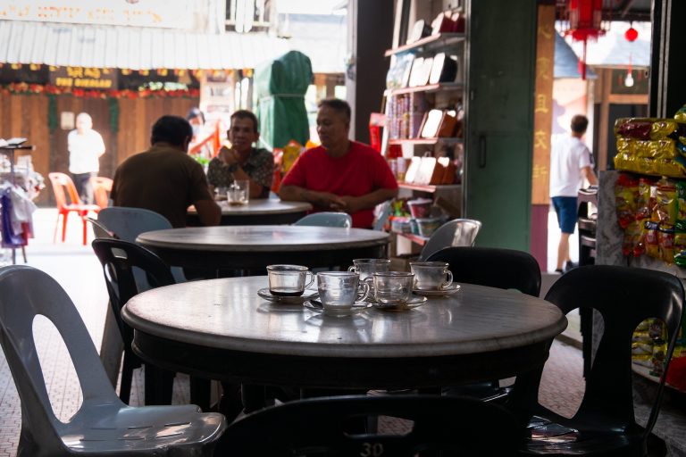 Street photo in Bau, Malaysia by Danny Chiam