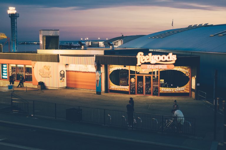 Street photo in Southend-on-Sea, United Kingdom by Bravo Kilo Sierra